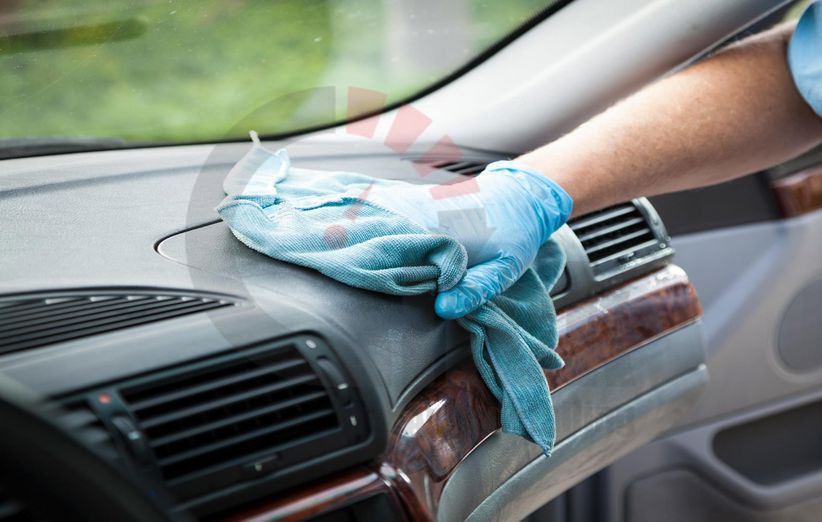 چگونه داشبورد ماشین را تمیز کنیم؟